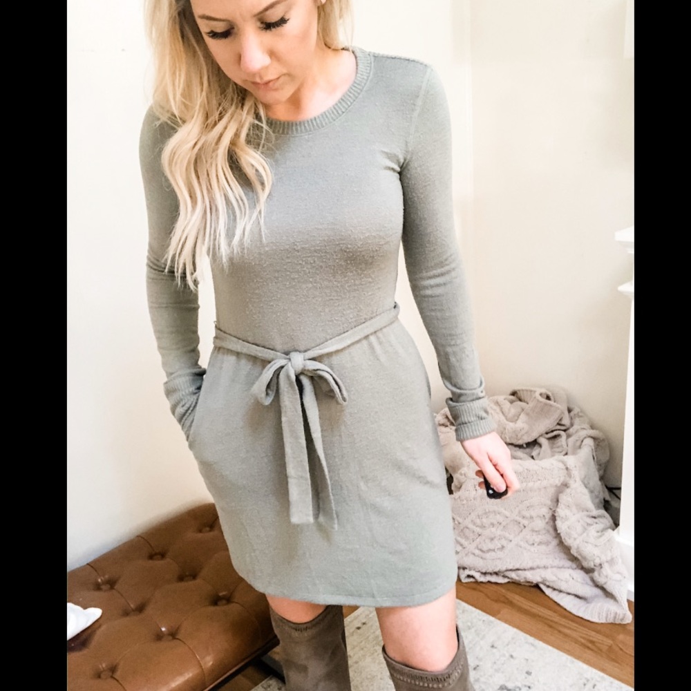 Abercrombie long sleeved dress